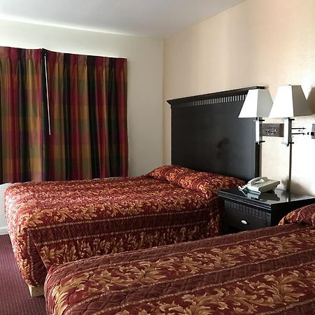 Townhouse Motel Weed Buitenkant foto