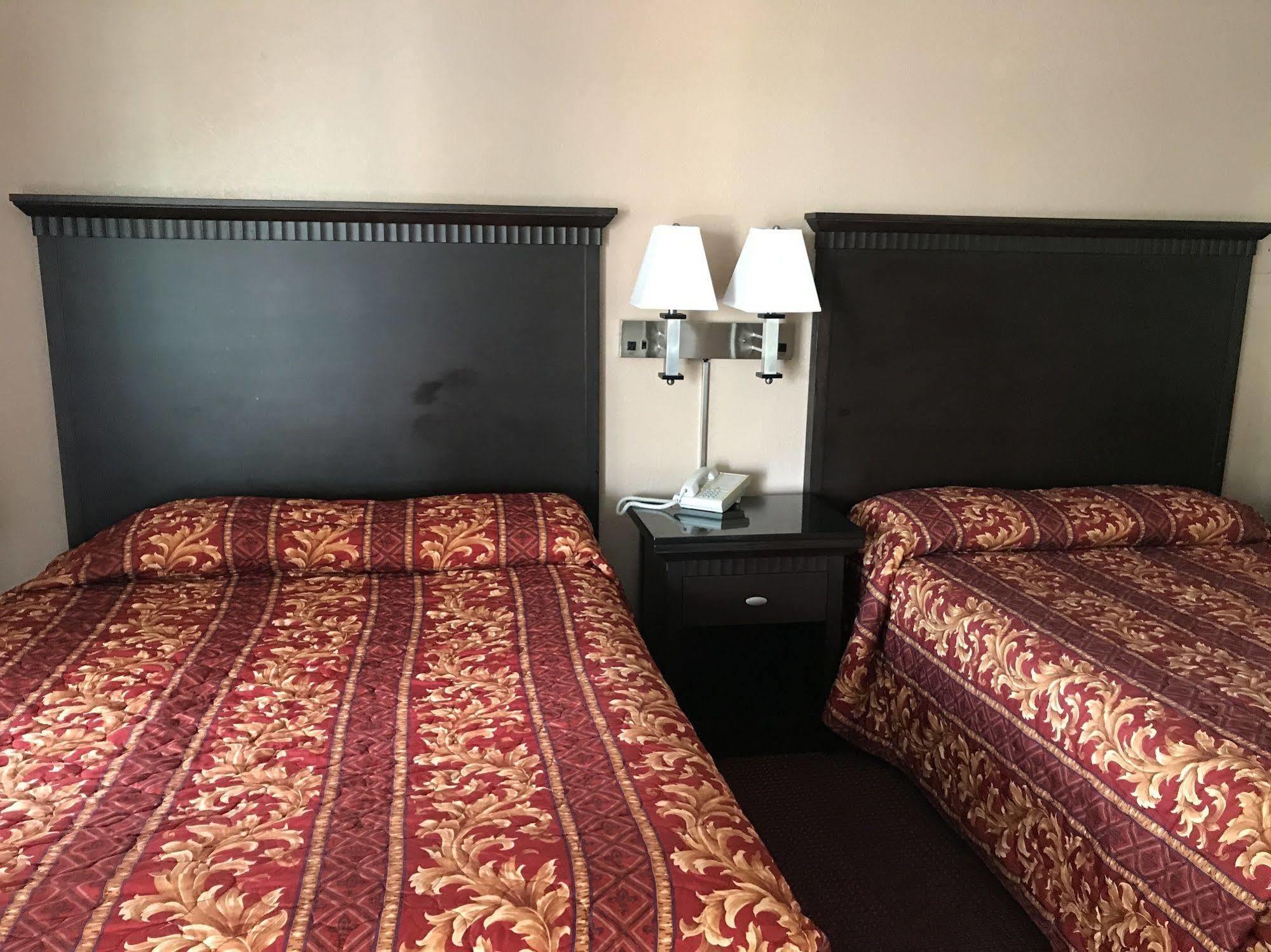 Townhouse Motel Weed Buitenkant foto
