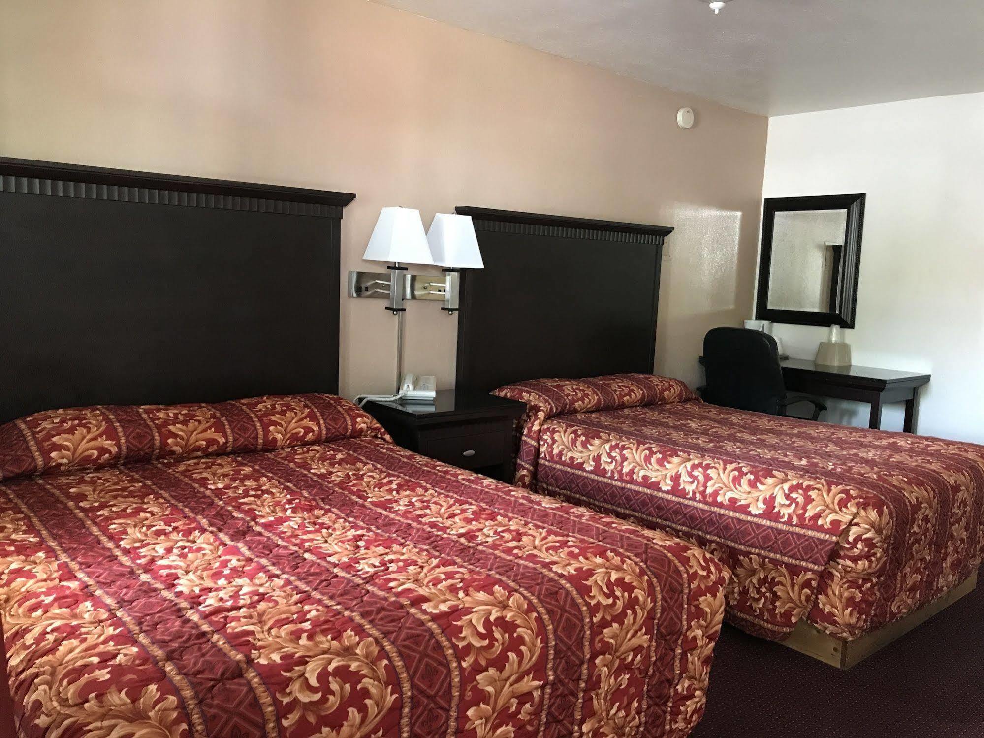 Townhouse Motel Weed Buitenkant foto